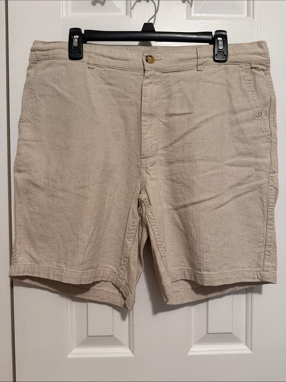 Taylor Stitch Beige Linen-Blend Flat Front Shorts